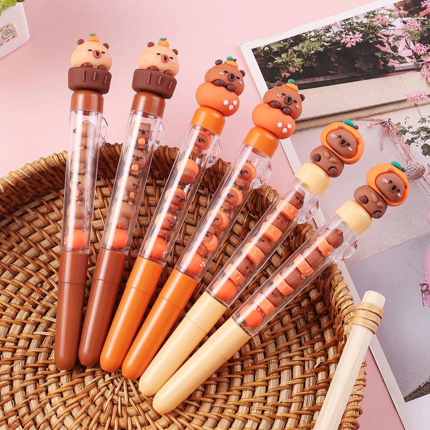 4 Pz/lotto Kawaii Capybara Gioco Impilabile Penne Gel 0.5mm Inchiostro Nero Ad Asciugatura Rapida Penna Neutra Studente Strumento di Scrittura per l'ufficio Scolastico