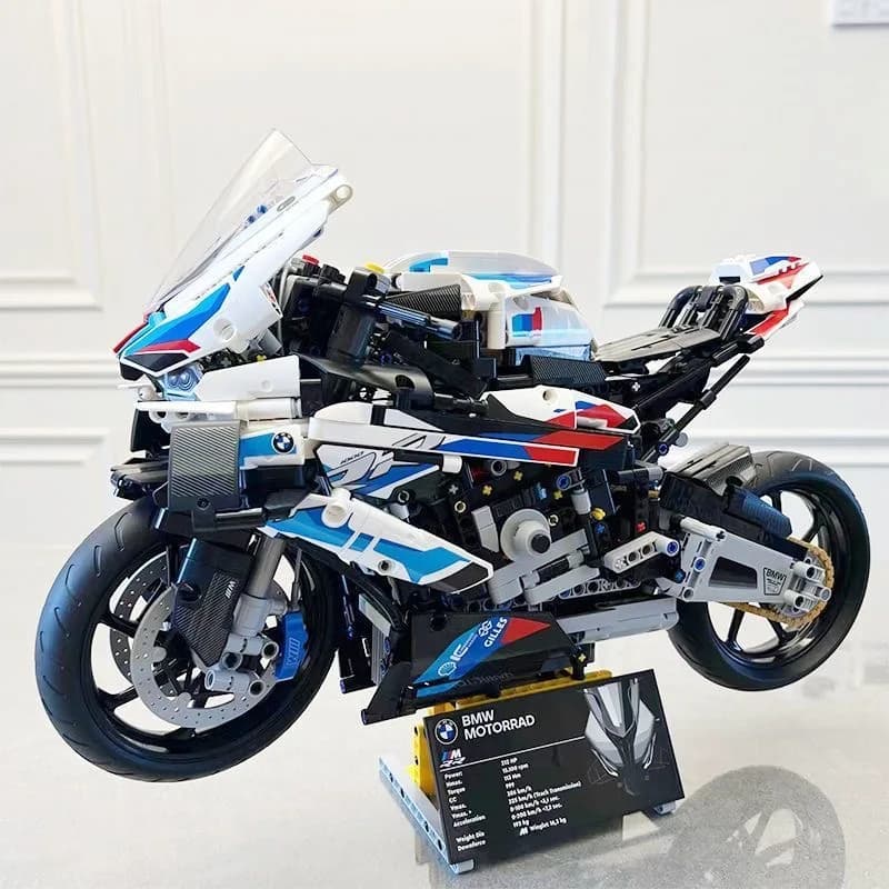 Set Creativo da 1920 Pezzi, Modello di Motocicletta BMW, Blocchi da Costruzione Educativi ad Alta Difficoltà per Ragazzi, Regalo di Compleanno 42130