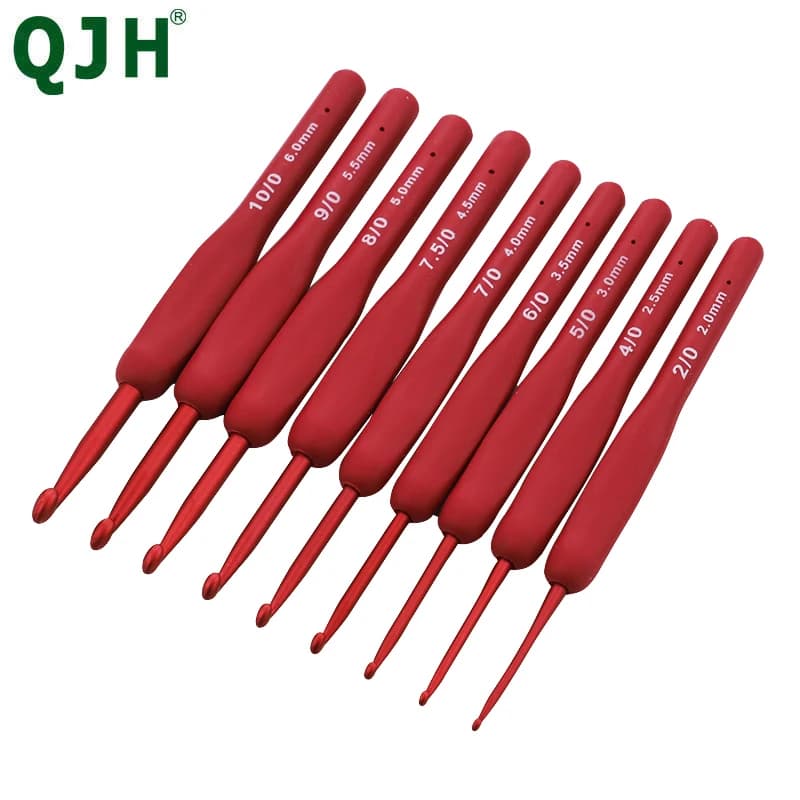 QJH Set di uncinetti in silicone rosso Manico ad ago Alluminio smerigliato Fatto a mano Fai da te Testa di uncinetto Tessitura di maglioni all'uncinetto