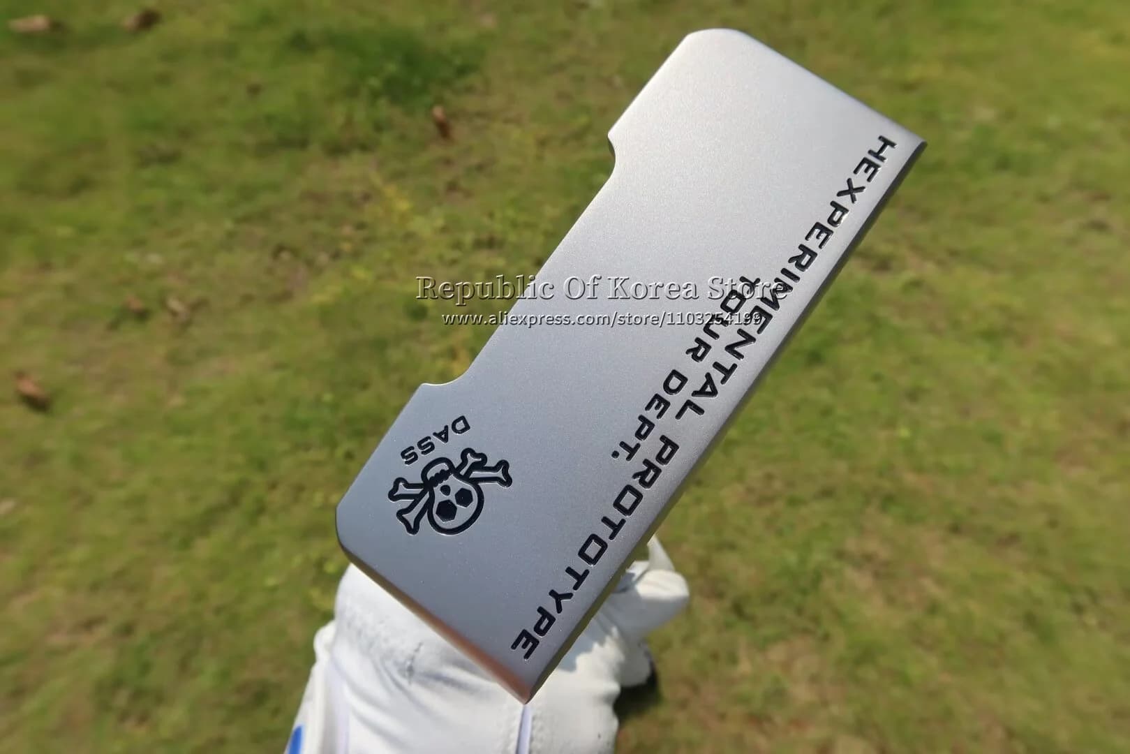 2025 Nuovo allenatore di golf Edizione limitata Putter da golf Skull Materiale DASS Albero in acciaio da 32/33/34/35/36 pollici con coperchio della testa