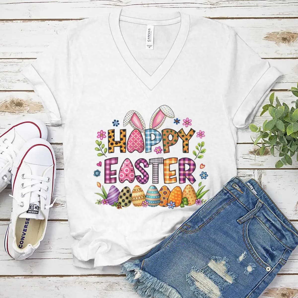 T-Shirt con Stampa Colorata 'Buona Pasqua' per Donne, Scollo a V, Manica Corta Casual per Pasqua e Uso Quotidiano, Maglietta con Grafica di Uova Carine