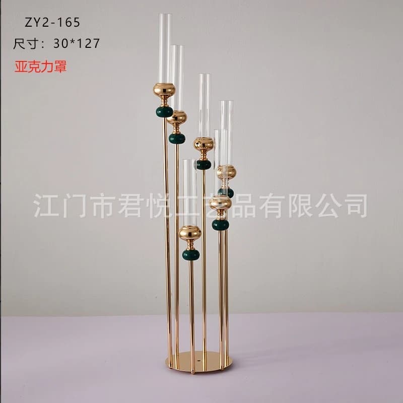 Candelabro a 8 bracci in ferro battuto dorato, ornamento decorativo per tavolo da vino in sala banchetti nuziali