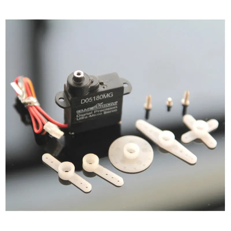 Servo Digitale Micro in Metallo D05180MG, Servo Digitale Blade 180 CFX BNF con Ingranaggi a Denti Dritti per Elicottero RC