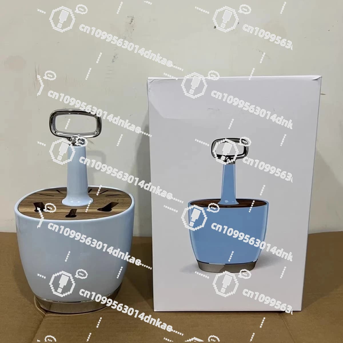 Manufacturer Spot Internet Celebrity Cream Wind Kitchen Stainless Steel Tableware Retro Set Knife Fork Spoon Holder