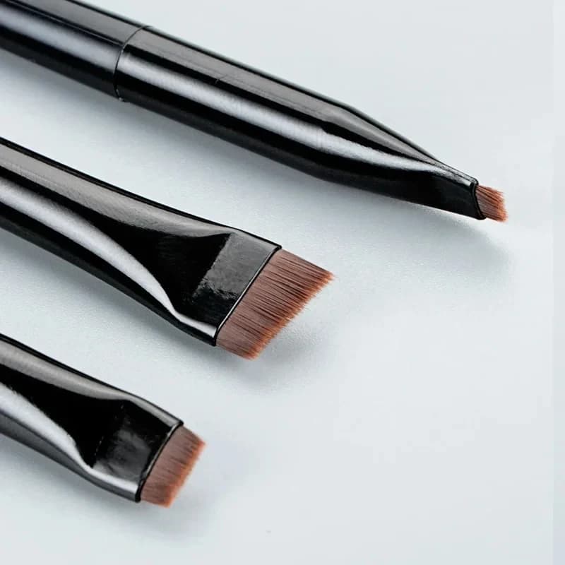 Set di 1/2/3/4 Pennelli per Eyeliner con Punta Obliqua, Pennello per Sopracciglia, Pennello per Contorno Occhi, Pennello Ultra-Sottile per Ombretto, Strumenti per il Trucco