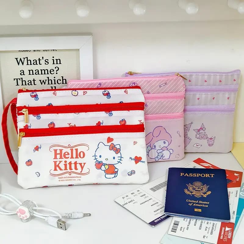 Porta Passaporto e Carte Sanrio Kuromi, Graziosa Custodia Multi-Tasca per Documenti, Organizer Portatile da Polso per ID, Carte e Monete