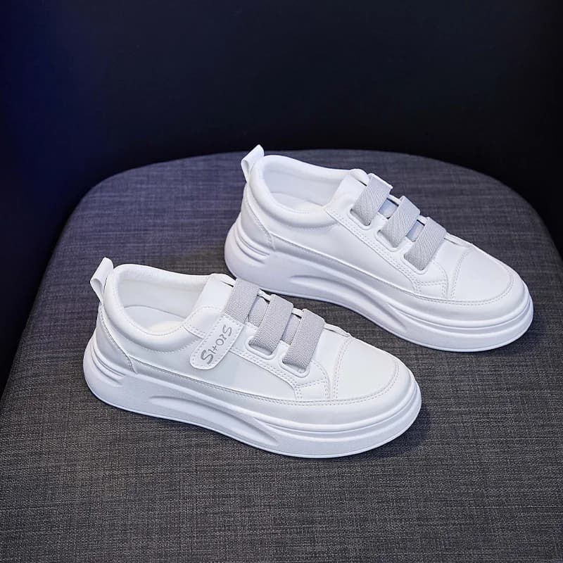 Scarpe primavera estate Scarpe casual da donna per giovani Scarpe piatte da donna di marca di moda bianche Suola spessa A3456