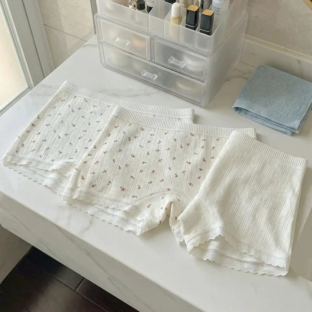 Pantaloncini di Sicurezza in Pizzo a Vita Media, Lingerie Anti-esplosione, Leggings Corti da Donna in Cotone, Intimo Floreale Dolce per Tutti i Giorni