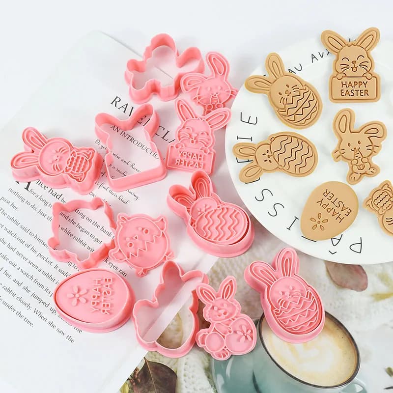 Set of 8 templates for Easter biscuits, Easter egg moulds and bunnies, for cake decorations and DIY pastries.