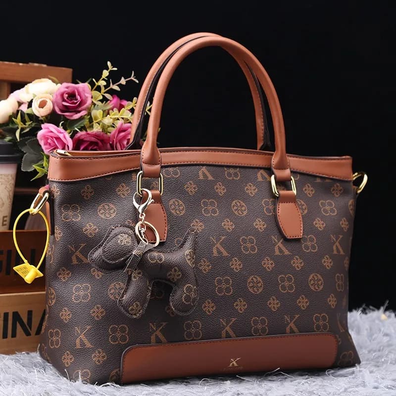 Luxury Brand Light Women's Bag 2025 New Fashionable, Versatile and High-end Bag with Large Capacity Single Shoulder Strap