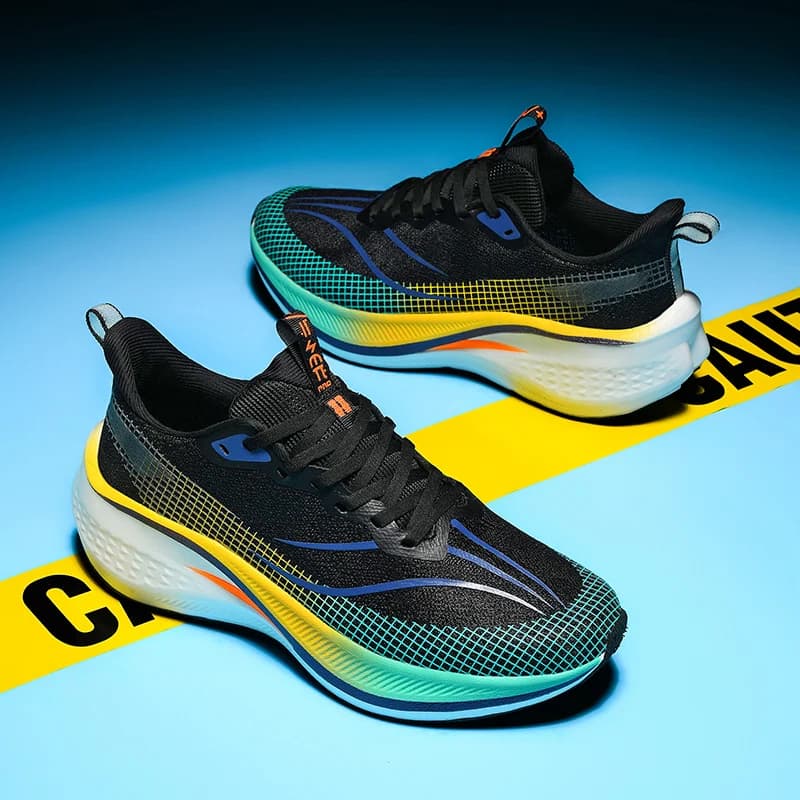 Scarpe da corsa sportive da uomo e da donna alla moda, casual, con superficie in rete traspirante, supporto in piastra di carbonio, suola in gomma resistente all'usura