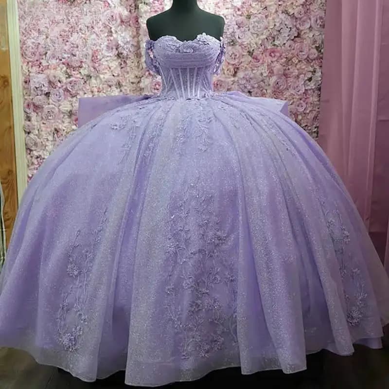 Abiti Quinceanera con volant in cristallo lilla lucido personalizzato Abito da ballo con spalle scoperte Appliques in pizzo Dolce 15 anni messicano