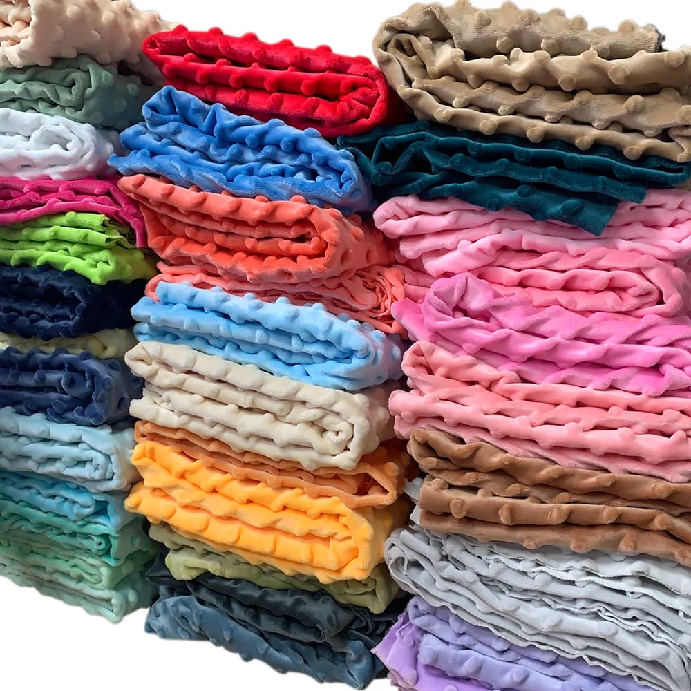 Tessuto Dot Minky per coperte comfort per bambini Lunghezza pile 1 mm Poliestere Peluche su un solo lato Pacifica un tessuto peluche con fossetta per bambini
