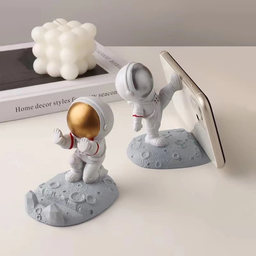 Supporto Creativo per Telefono a Forma di Astronauta, Ornamento da Scrivania, Stand Universale per Cellulare Compatibile con iPhone Samsung Xiaomi