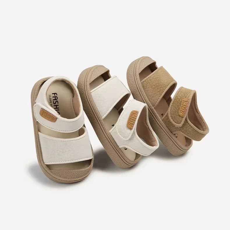 Baby Boys Girls Anti-kick Sandals 2026 New Summer Toddler Beach Shoes Soft Sole Simple Comfort First Walker Outdoor Play Shoes