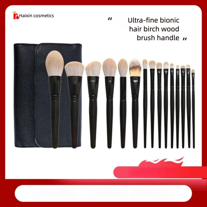 Set of 15-piece makeup brushes with soft bristles, powder, concealer brush, fad brush, complete set of makeup brushes available