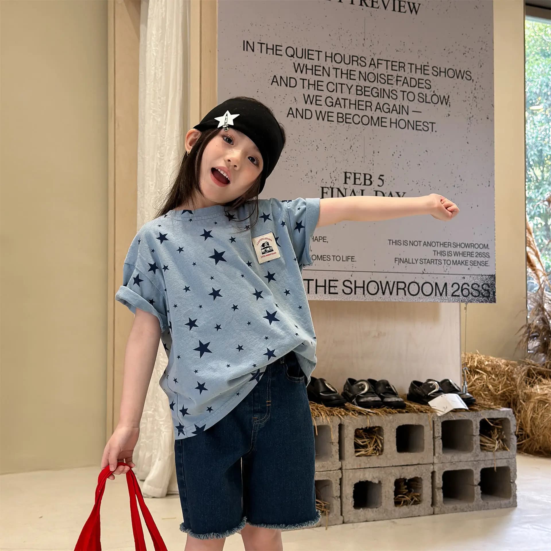 T-shirt estive 2026 a maniche corte per bambini, con stampa a stella, abbigliamento per bambini 1-7 anni, magliette in cotone casual per bambine e bambini