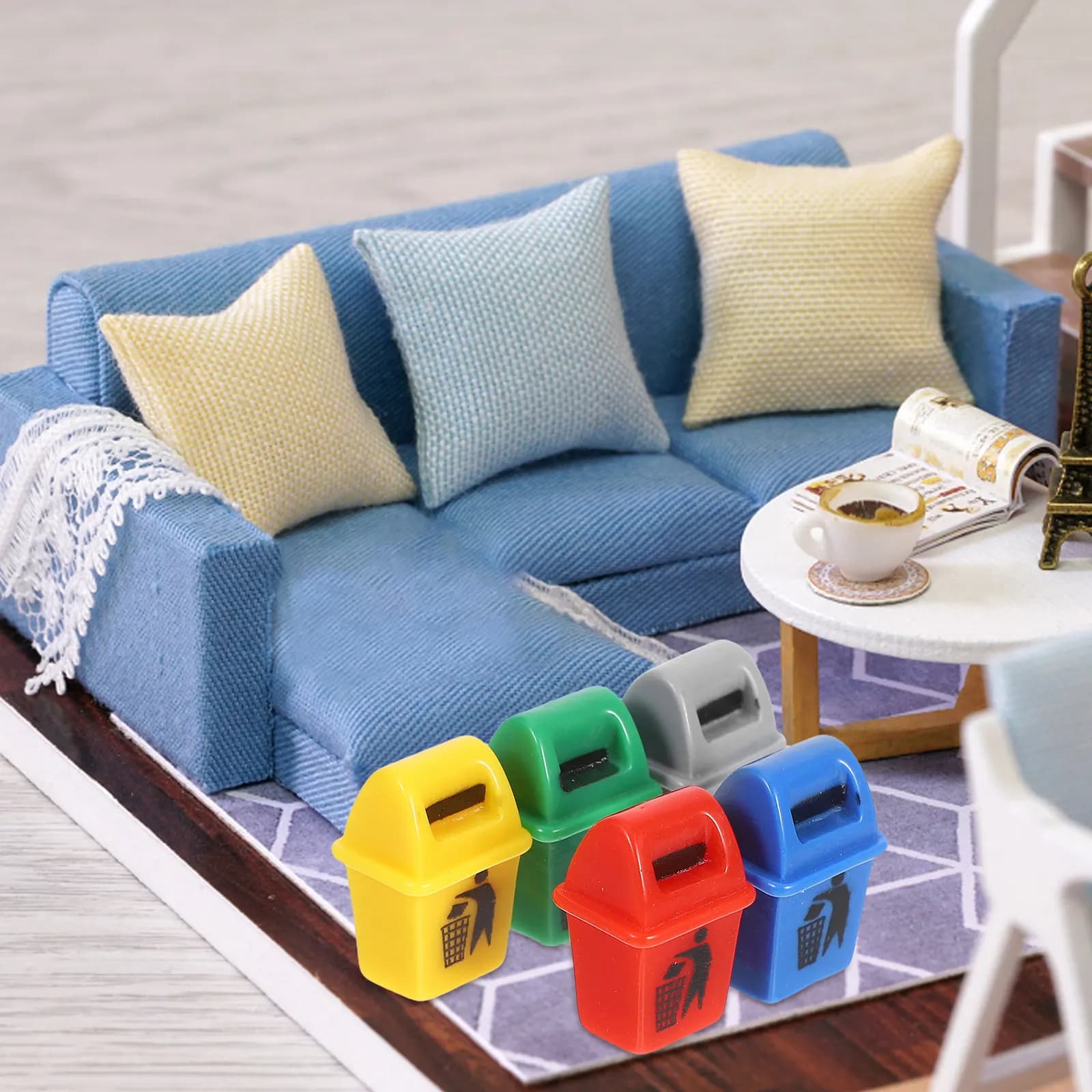 10 Pezzi Mini Bidoni per la Raccolta Differenziata in Resina, Secchielli Educativi per Micro Paesaggi, Accessori Creativi Fai-da-te per Scenari di Giardini delle Fate