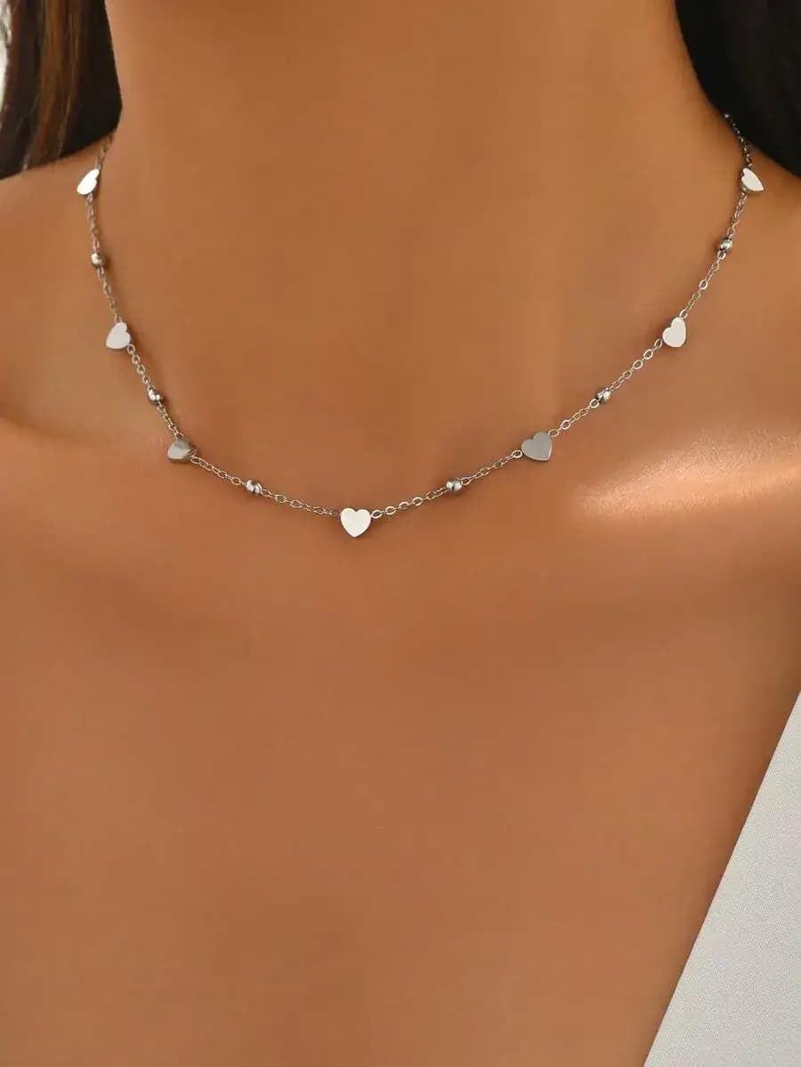 Collana con ciondolo a forma di cuore in acciaio inossidabile per donna, regalo per l'uso quotidiano