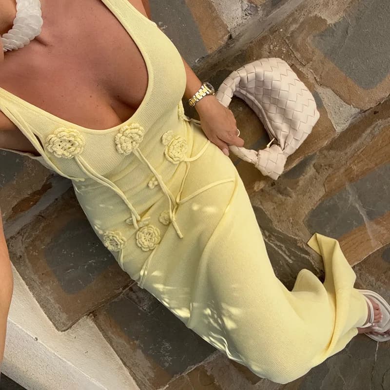 2025 Nuovo prodotto Gonna da spiaggia Donna Tinta unita lavorata a maglia Fiore galleggiante Beach Bikini Costume da bagno Felpa con cappuccio Protezione solare Abbigliamento