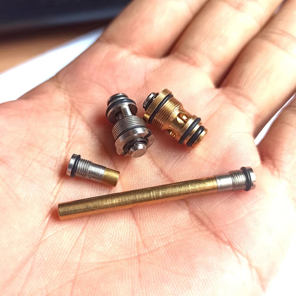 Regolatore di rilascio uscita ingresso valvola limitatrice di sicurezza ad alta pressione per caricatore di ricarica compressore d'aria a cartuccia granata da 40 mm