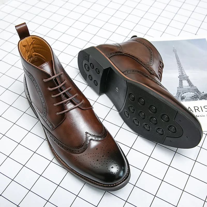 Autumn Carved Brock Pointed Leather Boots Dress Lace-up Casual Shoes Large Size High Top Leather Shoes Short Boots Men's Shoes