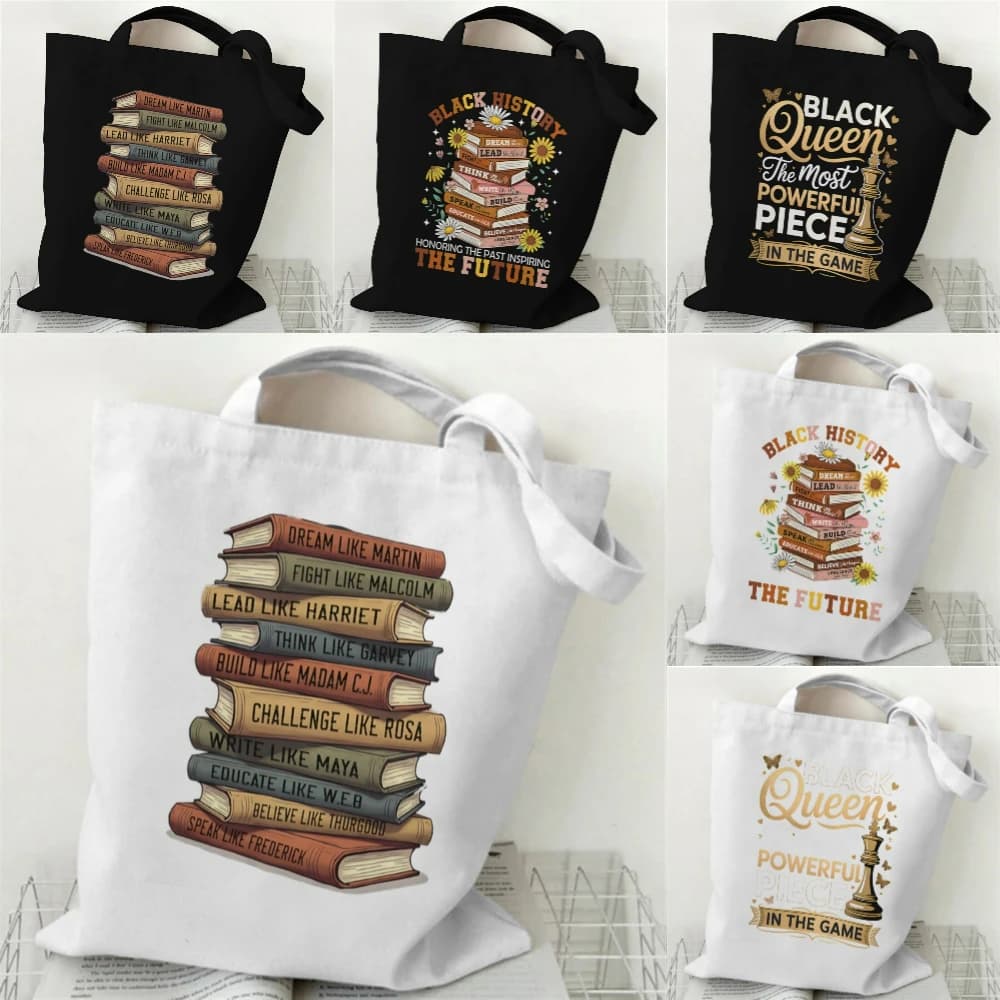 Borsa tote in tela ispirata agli amanti dei libri, borsa a tracolla riutilizzabile con stampa a scacchi Regina Nera, borsa a mano bianca e nera per regali ai lettori