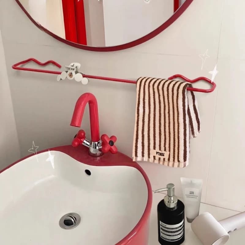 Portasciugamani rosso dopamina a forma di onda in ferro, barra singola, supporto da bagno a parete, portasciugamani vibrante per guardaroba moderno