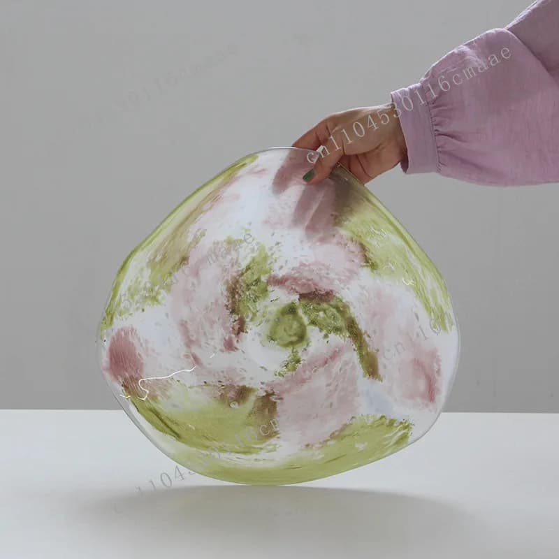Piatto di frutta in vetro maculato colorato di lusso leggero, composizione floreale da tavolo per soggiorno di fascia alta, piatto espositore per snack di frutta secca