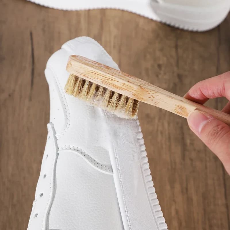 Long-handled small wooden bristle shoe brush, mini cleaning brush, soft bristles do no harm to shoes