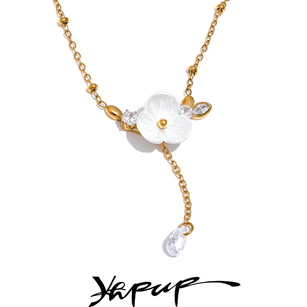 Yhpup Chic Elegante Imitazione Conchiglia Fiore Catena Collana con ciondolo in zircone per le donne Regalo di gioielli delicati di moda in acciaio inossidabile