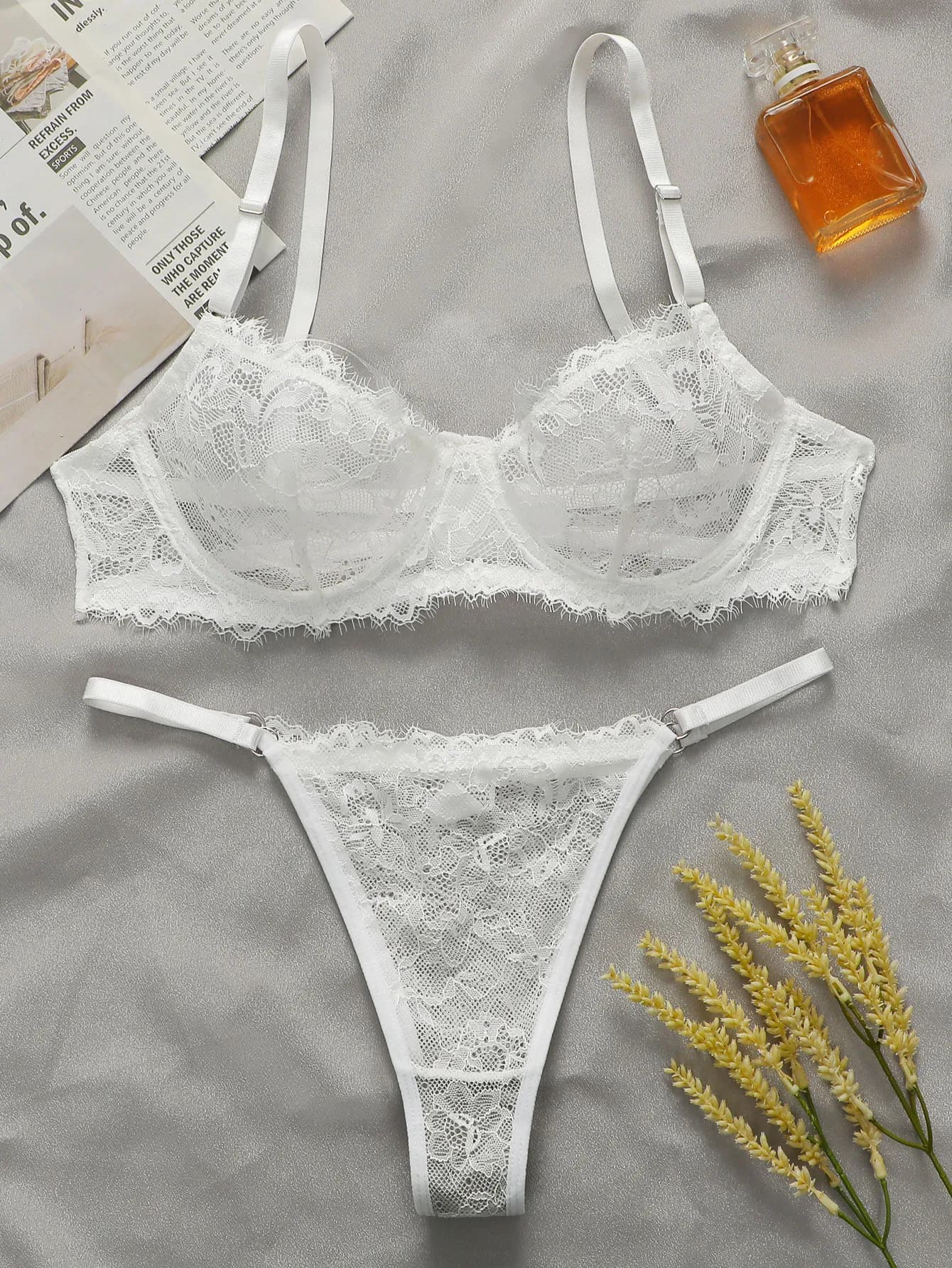 Set di biancheria intima sexy in pizzo ricamato da donna con cerchio in acciaio raccolto push up comodo set di reggiseno aderente YS027