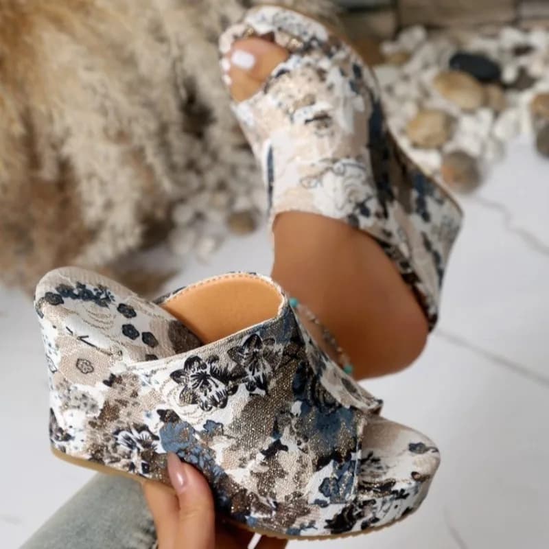 Ciabatte Estive Donna 2026 Nuove con Ricami, Tacco a Spillo Super Alto, Modello a Bocca di Pesce, Scarpe Casual con Plateau alla Moda
