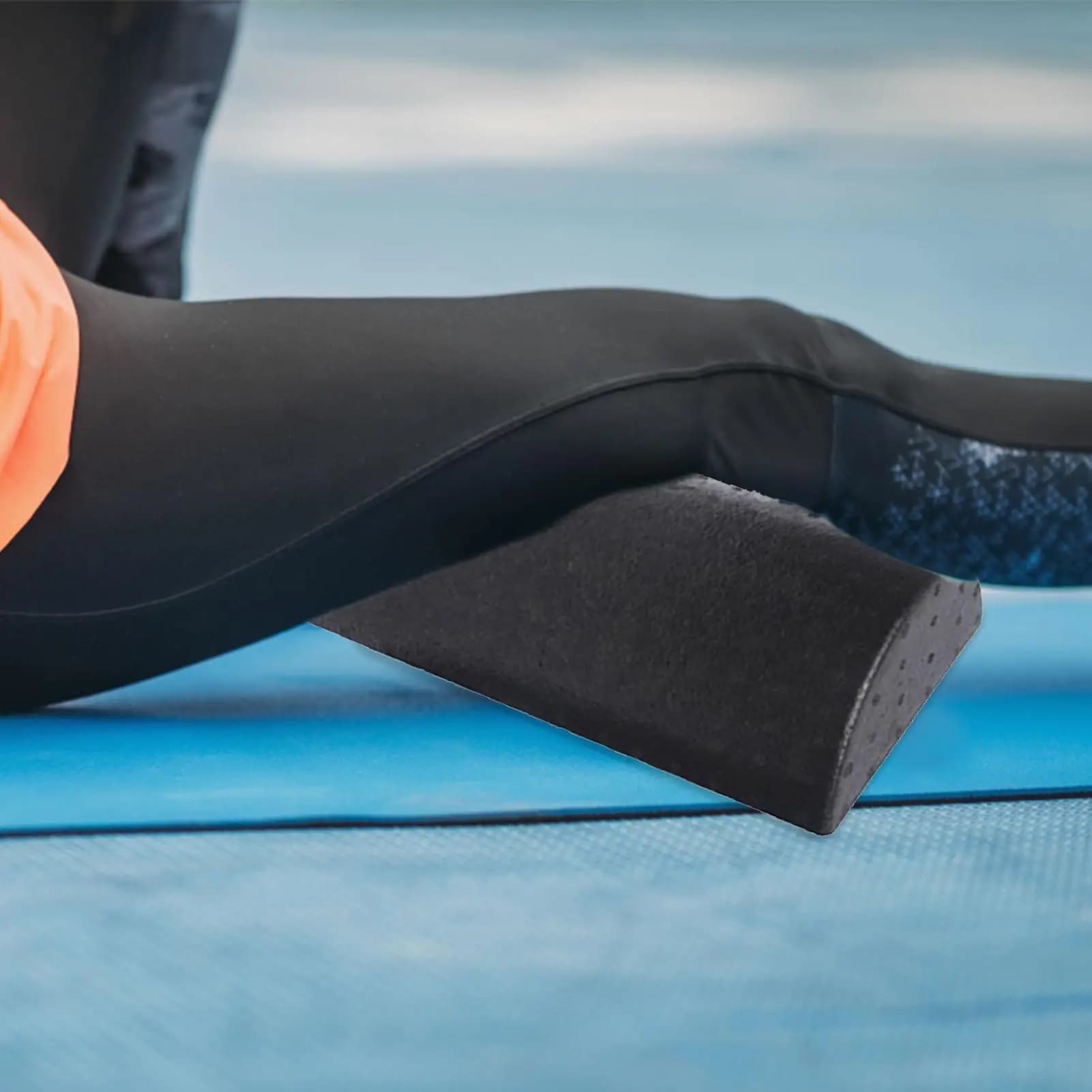 Foam Roller for Massage EPP semicircular Yoga Pilates Fitness Equipment Balance Bearing Yoga Blocks with Massage Floating Point Sports Instrument