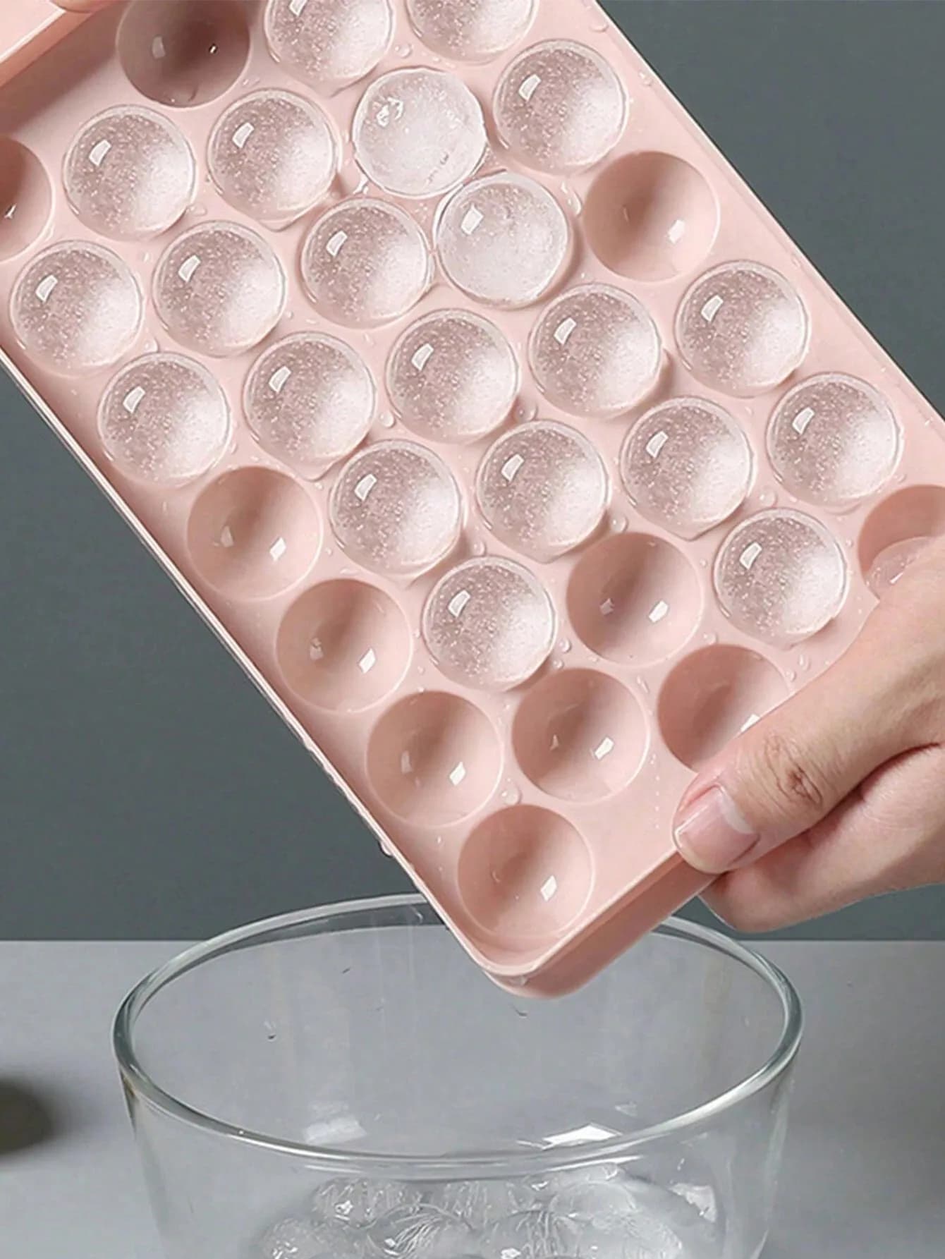 1pc Random Size Ice Cube Tray With Lid (Small/Medium/Large), Refrigerator Ice Cube Mold, Mini Round Ice Ball Maker Mold, Fits Tea, Coffee Back To School