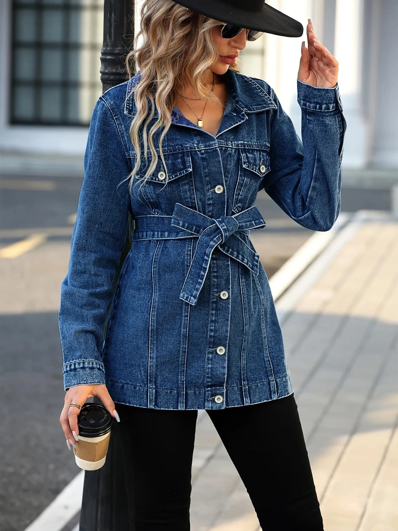 Slim fit jeans jacket for women strong sizes Women's jeans jacket large washed with bulky design in waist