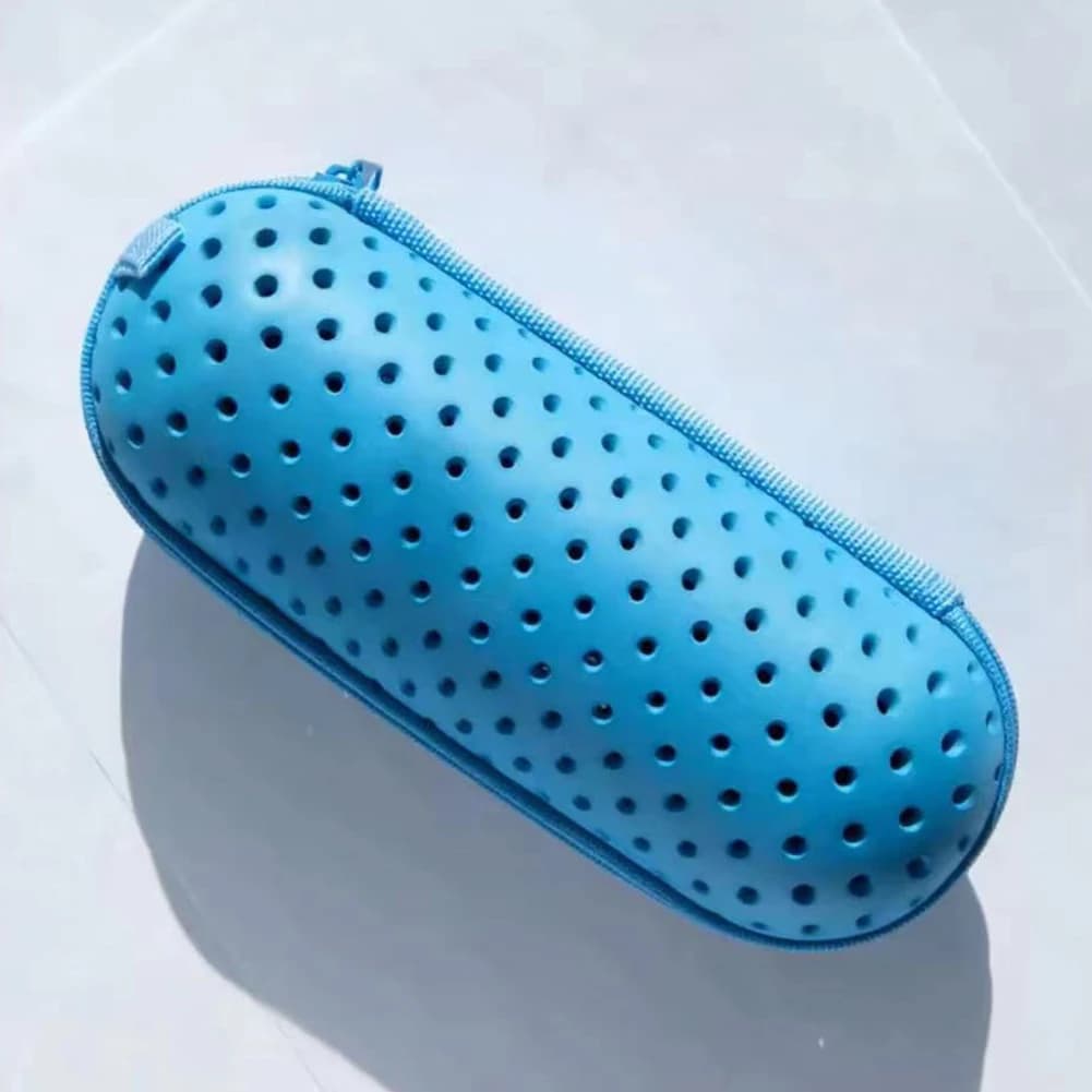 Swimming Goggle Case Protective Swim Glass Box with Clips and Exhaust Holes Eyewear Protective Case Breathable Swimming Accessories