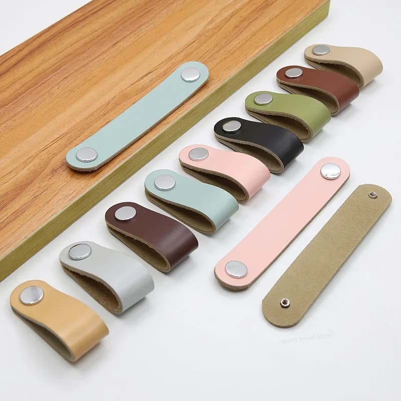 Maniglia per mobili in morbida pelle a foro singolo Maniglia per armadio da cucina Maniglia per porta del cassetto Maniglia in pelle Maniglie per cassetti del comò in lega di zinco