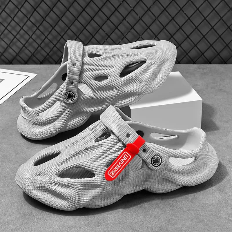 Summer Men's Slippers Outdoor Sandals with Convenient Platform 2023 Beach Slippers Swimwear Home Slides for Male Interior Bathroom Shoes
