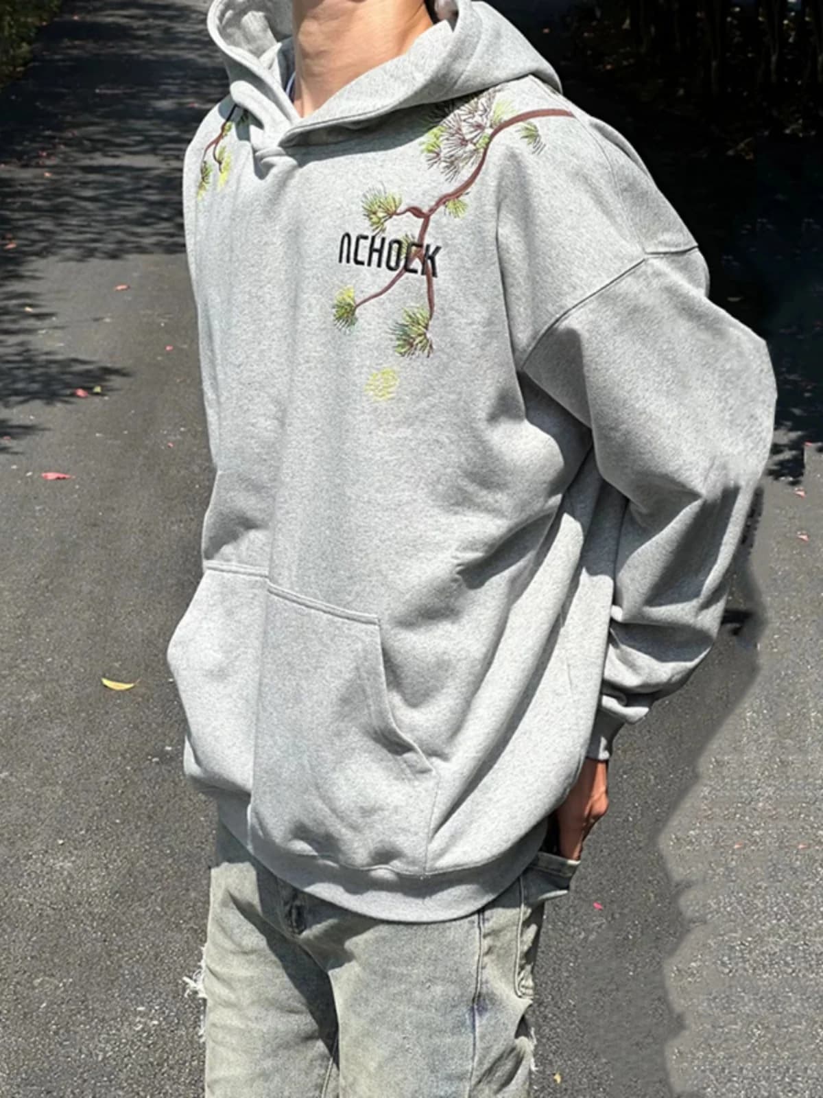 New 2024 Men's Embroidered Hoodie Sweatirt Qingpin Pine Tree Design Heavyweight Hardwearing Autumn Faion Casual Wear