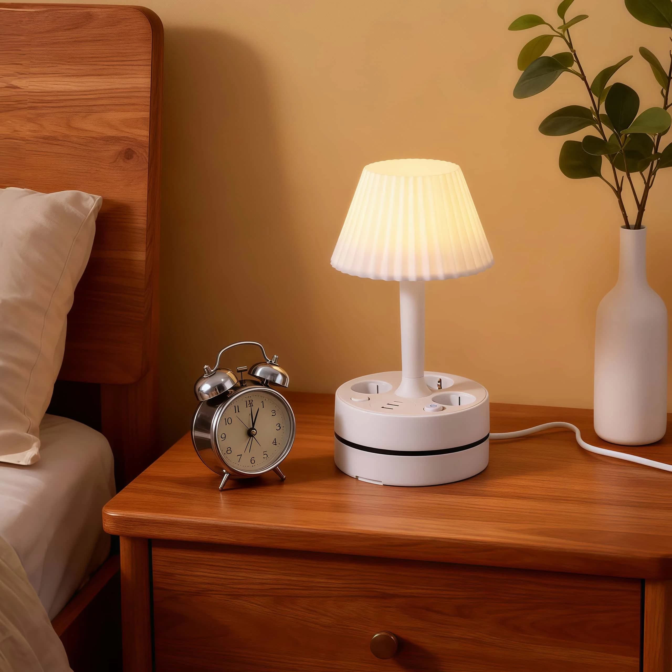 Presa per lampada da scrivania multifunzionale, set di prese di alimentazione con cavo di prolunga da 1,8 metri, 2 interfacce USB, 1 interfaccia Type-C, 2200W.