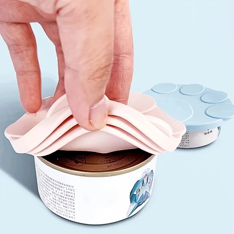 Set di coperchi in scatola per cani e gatti portatili Silicone 2-in-1Food Sealer Spoon Pet Food Cover Storage coperchi per la conservazione della freschezza ciotola accessori per cani