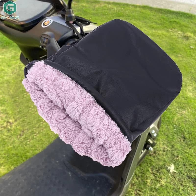 Guanti da bici elettrici invernali neri da 2 pezzi - Copri maniglie ispessite calde, guanti da mano in pelle PU da moto antipioggia e antivento