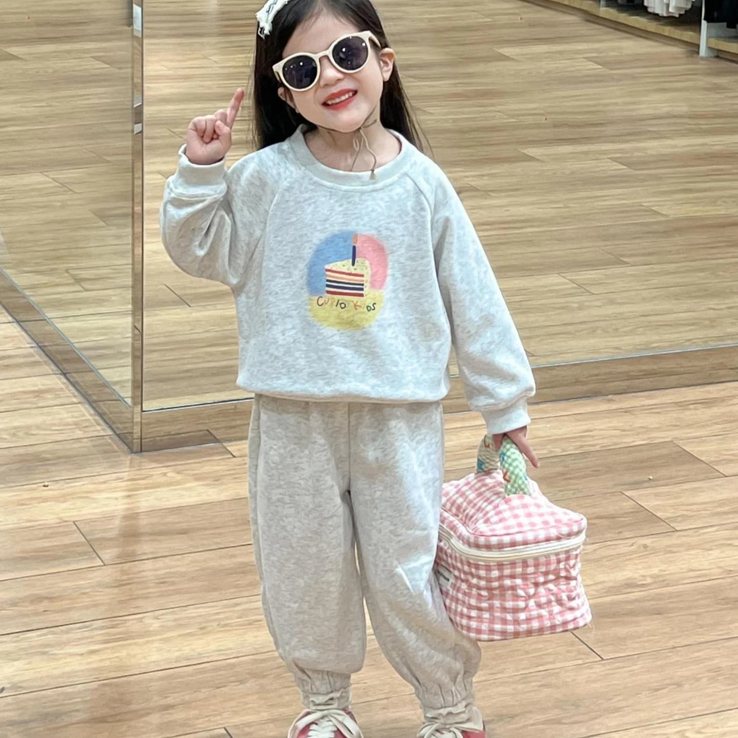 Girl's Dress 2025 Autumn New Baby Clothes Korean Girl Baby Cartoon Cake Print Hoodie Hoodie Sweatshirt Tent Three Piece Set