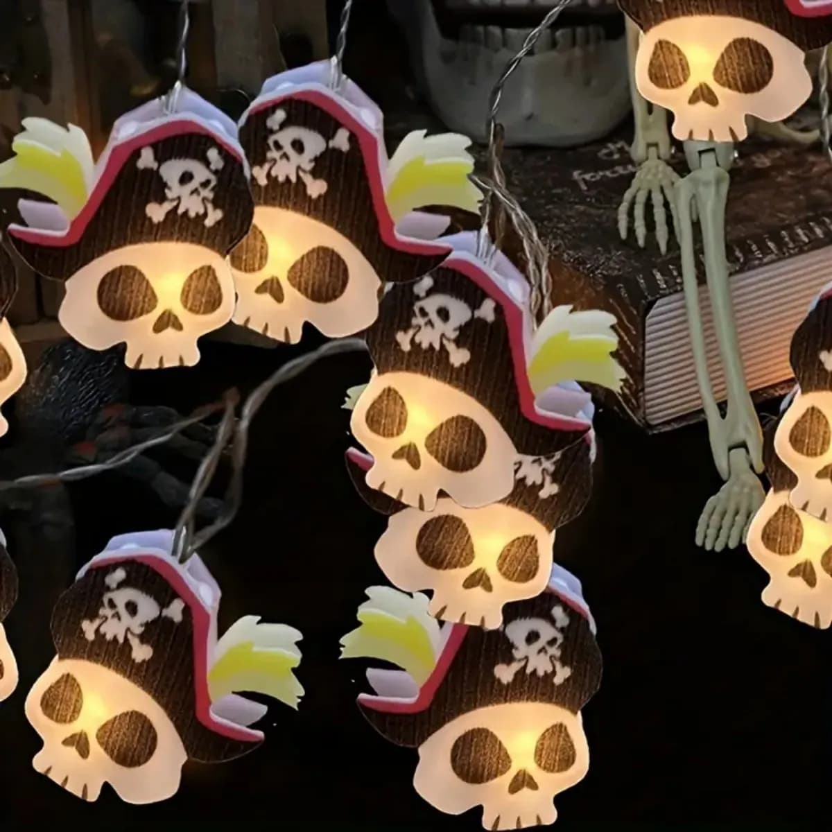 1pc 10/20 LED Halloween Pirate Skull String Lights Decorative lamp for interior battery powered lights suitable for home garden decoration