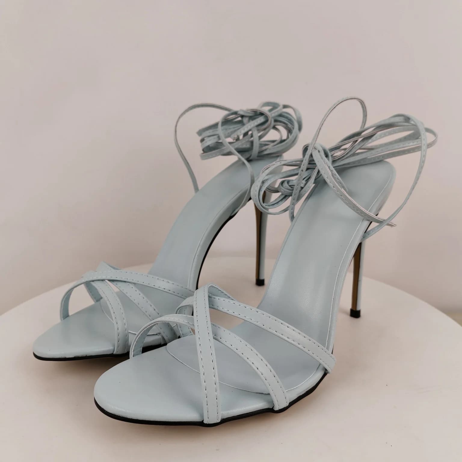 Sandali Sexy con Tacco Alto Sottile e Lacci, Eleganti Scarpe da Donna con Punta Aperta e Cinturini Incrociati, Ideali per l'Estate e l'Uso Quotidiano