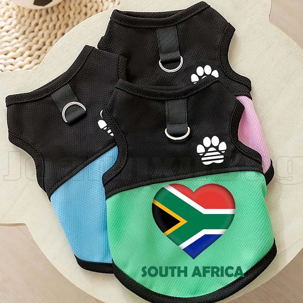 Pettorina a rete con bandiera a cuore Sudafrica per cani e gatti, graziosa maglietta primaverile/estiva per gattini, gilet per cani con anello a D per guinzaglio
