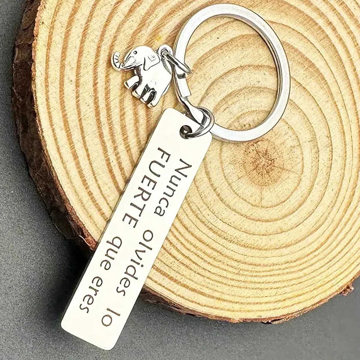 1pc ispiratore energia positiva elefante in polvere portachiavi per uomo decorazione pendente zaino per auto