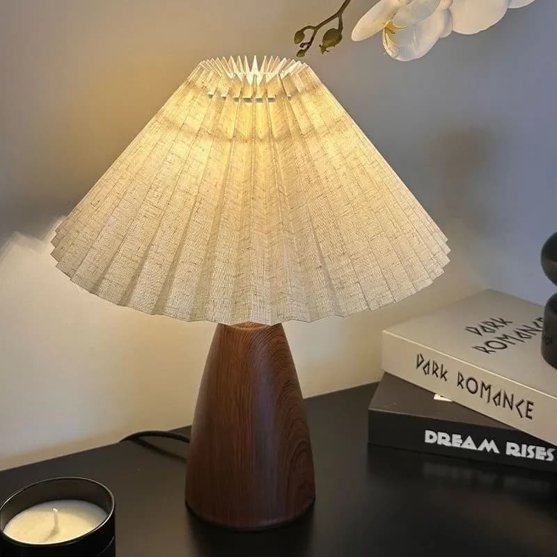 for Medieval Romantic Dimming Desk Lamp Wood Color Creative American Retro Bedside Lamp for Bedroom Living Room Wedding
