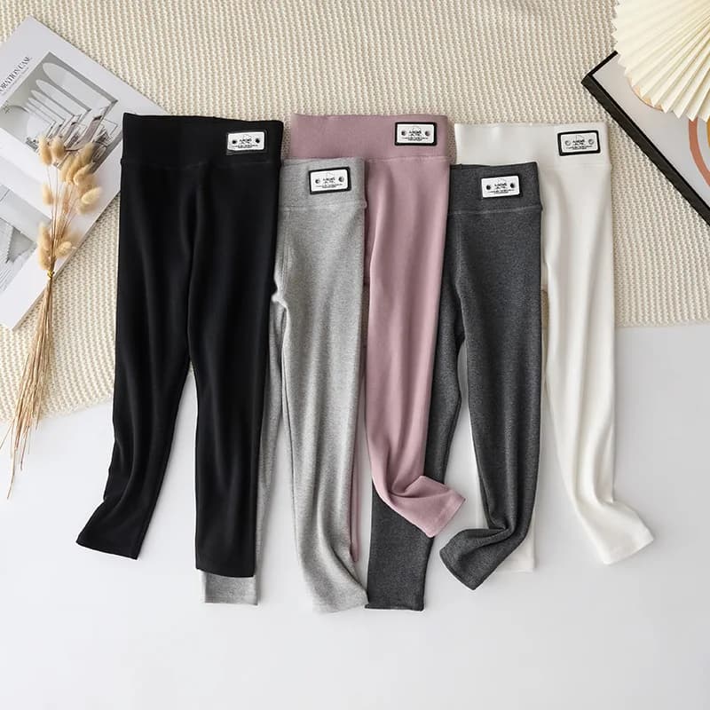 Leggings per ragazze Pantaloni per bambini in cotone Pantaloni da jogging a costine morbide Pantaloni da ballo per bambini Moda Casual Streetwear Pantaloni per neonate (2T-8Y)